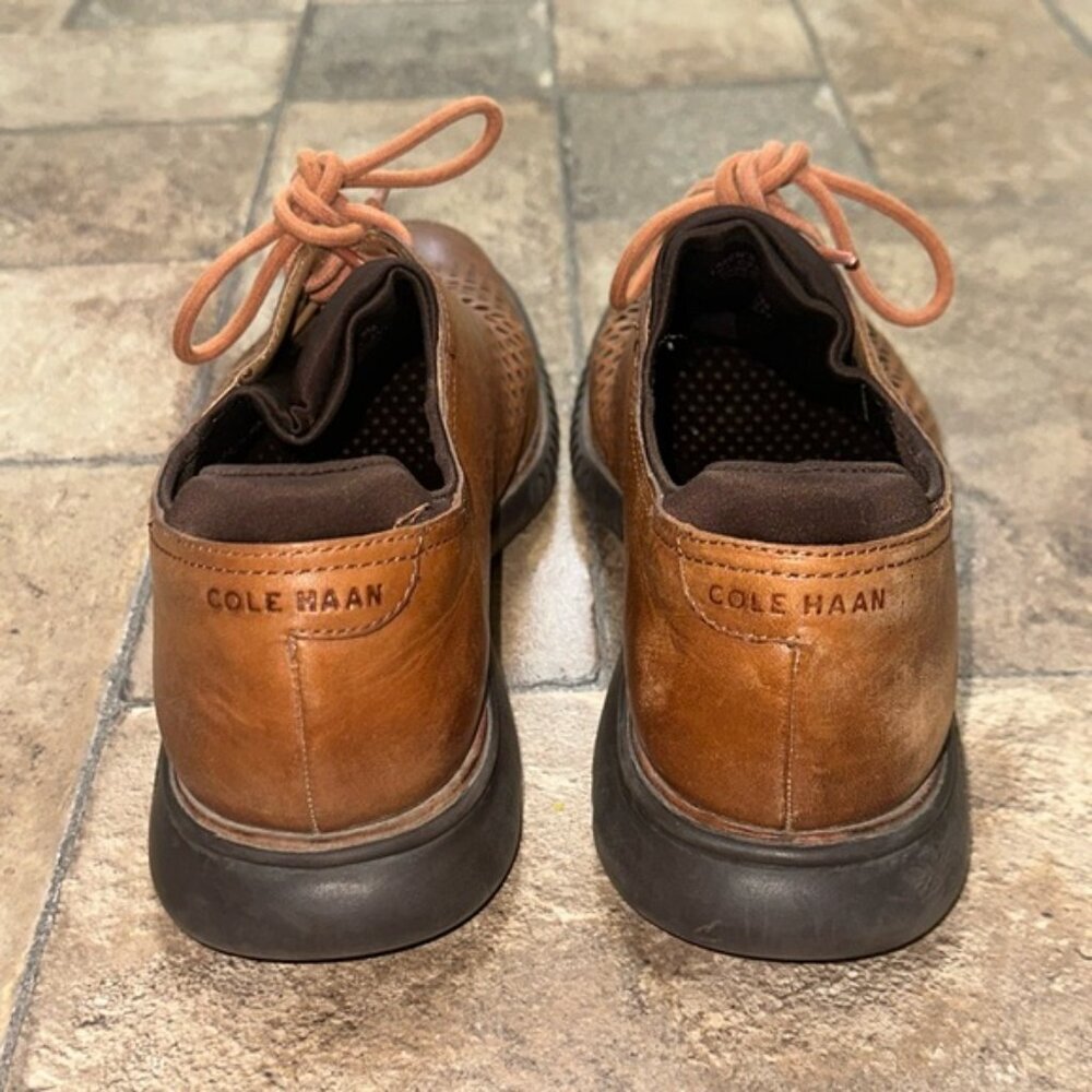 Cole Haan Size 9 - Picture 4 of 7